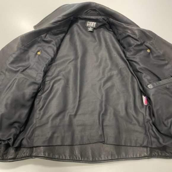 DKNY | Vintage Black Leather Biker Vest ~ Size Medium - Picture 4 of 17